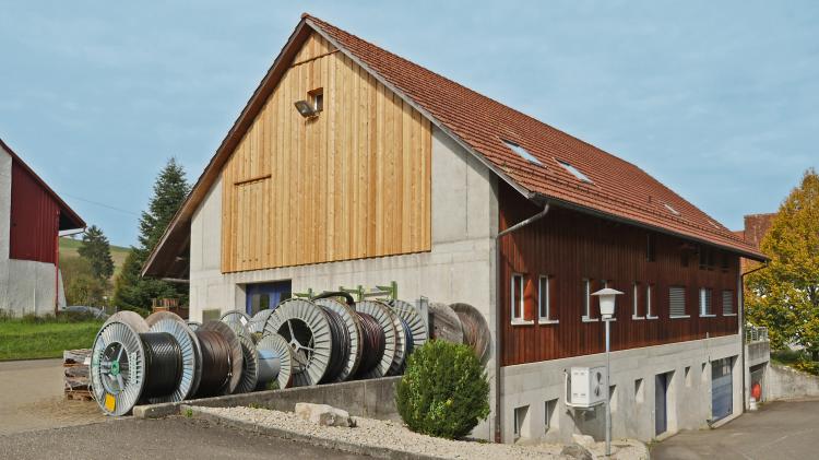 unser Betriebsgebäude in Hottwil