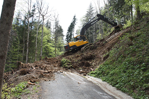 Verschüttete Strasse