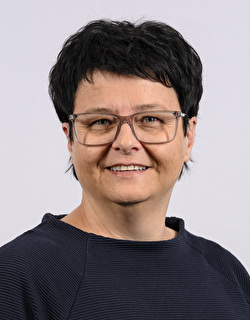 Sandra Mathis