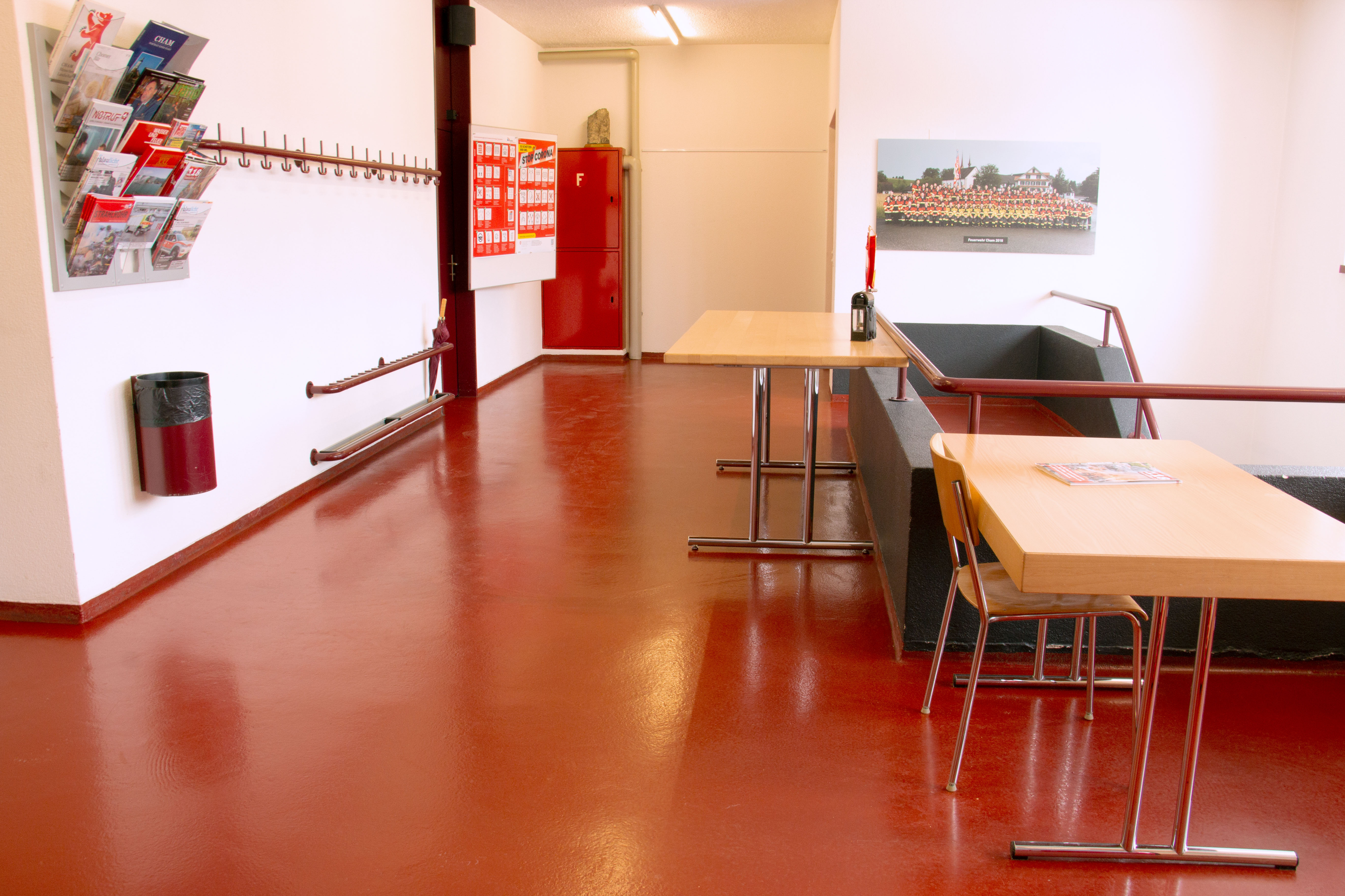 Das Treppenhaus mit dem Eingangsbereich aus der.