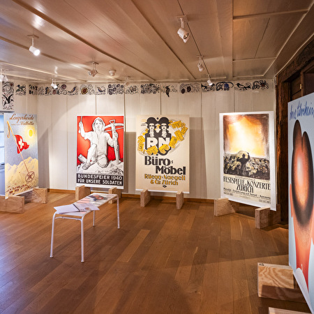 Ausstellungsansicht, «Zollikon von oben», 2024