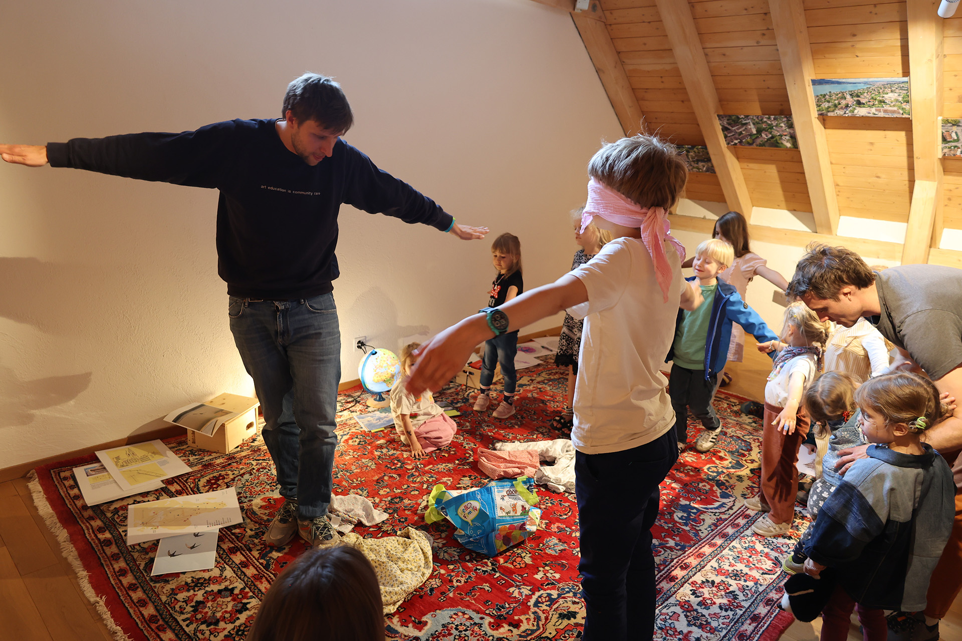 Wie fühlt es sich an im Schlaf zu fliegen?
Spielerische Annäherung an den Mauersegler. Mit Bruno Heller, Leiter Ortsmuseum 
