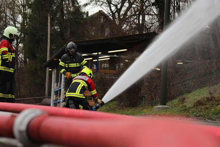 Wasserwerfer in Aktion