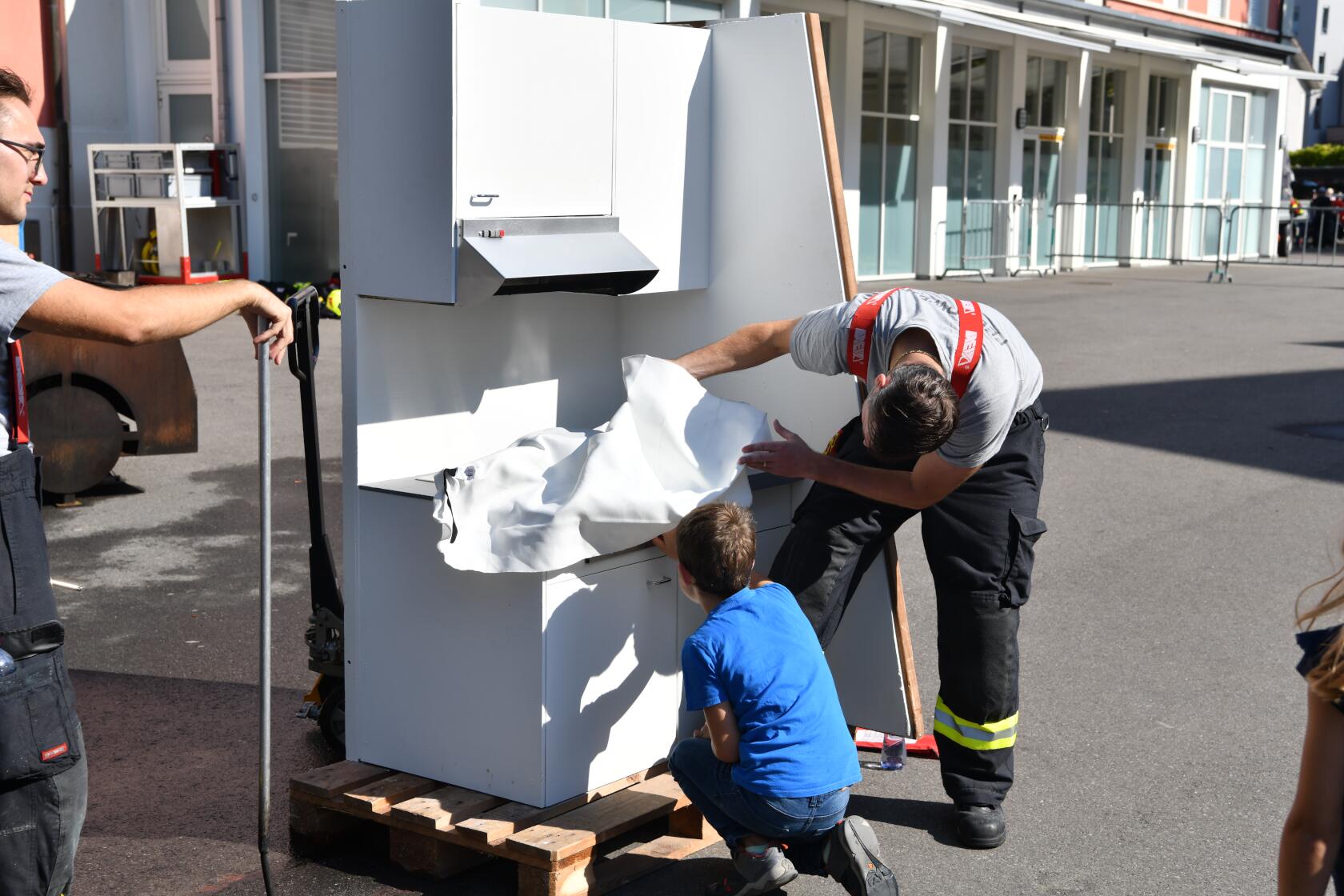 Selber einen Fettbrand löschen