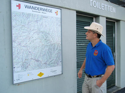 Geri informiert sich schon mal über die Route