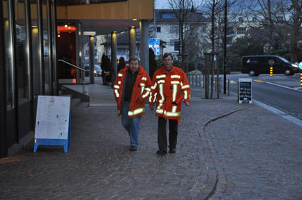Die beiden Helfer vom Verkehrsdienst