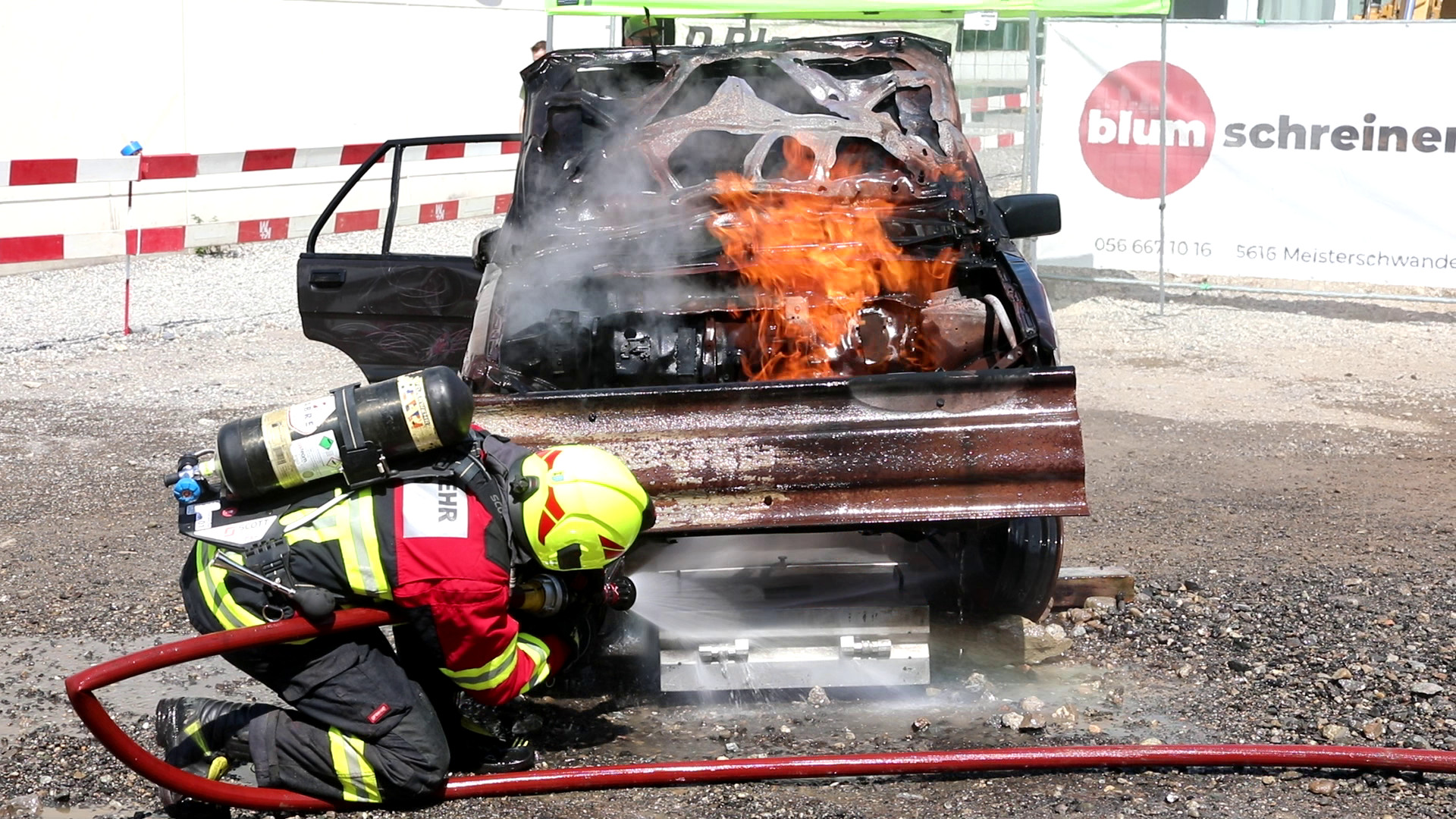Löschen des Motors und Kühlen des Bodens