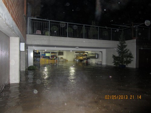 Überflutete Garage in Neuheim