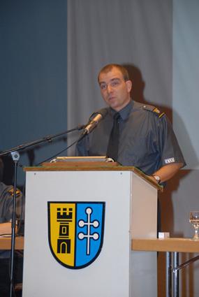 Quartiermeister Peter Utiger präsentiert die Jahresrechnung