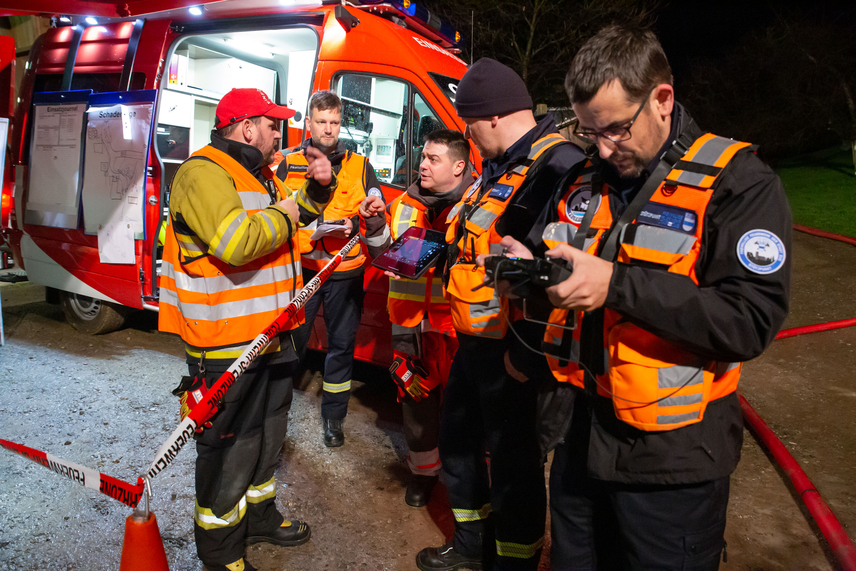 Besprechung der Drohnenbilder