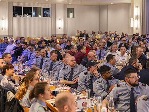 Zahlreiches Erscheinen am Jahresschlussrapport