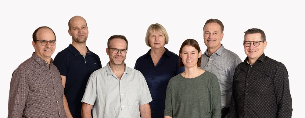 Gruppenbild um Präsident Andreas Bächler