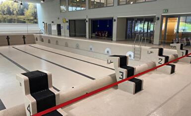 Das leere Schwimmbecken, während der Revision im Jahr 2022. Bild: Stadt Kloten