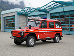 <b>Fahrzeugdaten</b>
Kurzbezeichnung: Puch
Funkrufname: AGO 3
Fz Marke / Typ: Puch 230
Jahrgang: 1990
Motor: 4 Zylinder Benzin (122 PS)
Antrieb: Allrad
Gesamtgewicht: 2'800 kg


<b>Fahrzeugaufbau (Rüegg AG, Ibach)</b>
5 Sitzplätze
Rockinger Anhängevorrichtung
Leiter
2 Handfunk
Druckluftbremsanlage


<b>Einsatzbereich</b>
Mannschaftstransport
Zugfahrzeug
