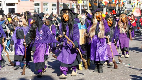 Kostüme an der Fasnacht - Brandgefahr?