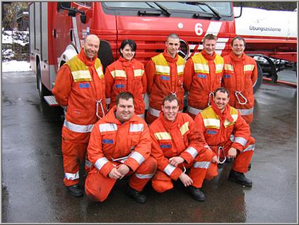 Bildlegende:
Stehend (v. l.) Roger Brändli, Sarah Furrer, Simon den Otter, Christoph Grüter, Lars Kienitz; sitzend (v. l.) Fabio Camozzi, Stefan Rüttimann, Martin Schönenberger. Es fehlt Patrick Häuselmann.