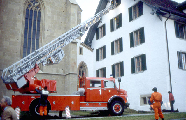 Mercedes Benz LAK 1413/42, 1970, 6 Zylinder Diesel, Gewicht: 12.1 t, 7 Plätze
Aufbau: Metz Leiterpark 30 m